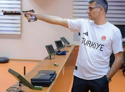 turkish shooter yusuf dikec aims to trademark his iconic olympic stance