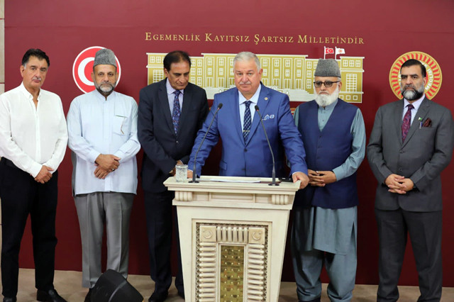 do an bekin turkish member parliament and istanbul deputy of refah party advocate for jammu and kashmir at press conference in press hall turkish assembly photo express