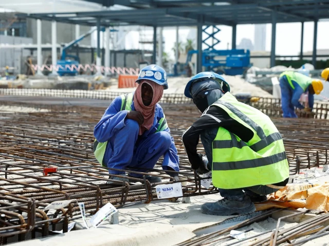 workers at a construction site as the uae implements a midday work break from 12 30 p m to 3 30 p m for laborers to help cope with the heat dubai united arab emirates august 15 2023 photo reuters workers at a construction site as the uae implements a midday work break from 12 30 p m to 3 30 p m for laborers to help cope with the heat dubai united arab emirates august 15 2023 photo reuters