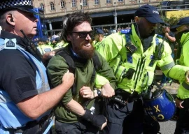 more clashes and arrests at uk immigration protests more clashes and arrests at uk immigration protests