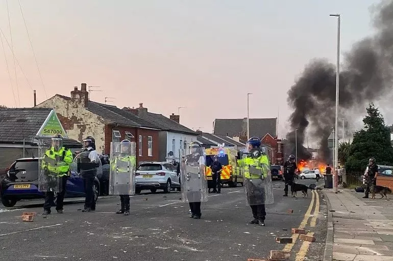 police have linked the violence to far right groups photo afp police have linked the violence to far right groups photo afp