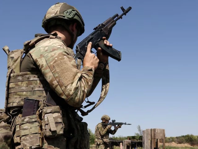 service members of the 65th separate mechanized brigade of the ukrainian armed forces attend a military drill near a frontline amid russia s attack on ukraine in zaporizhzhia region ukraine august 30 2025 photo reuters service members of the 65th separate mechanized brigade of the ukrainian armed forces attend a military drill near a frontline amid russia s attack on ukraine in zaporizhzhia region ukraine august 30 2025 photo reuters
