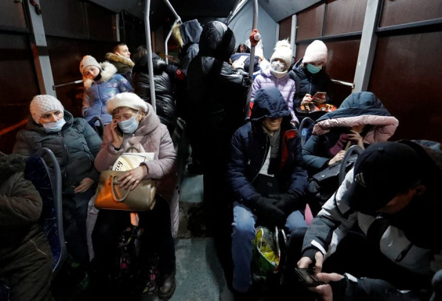 rebels announce evacuation from east ukraine rebels announce evacuation from east ukraine
