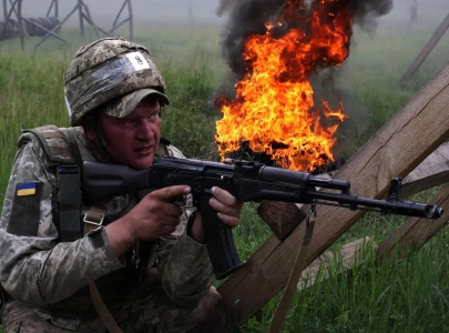 us and russia hold peace talks in abu dhabi as missiles pound kyiv us and russia hold peace talks in abu dhabi as missiles pound kyiv