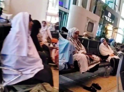 over 60 pakistani umrah pilgrims stranded at saudi airport for two days