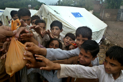 122m forcibly displaced worldwide untenably high un 122m forcibly displaced worldwide untenably high un