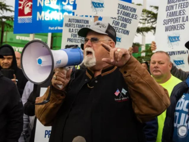 union boss harold daggett s 7 000 square foot mansion and bentley spotted amid wage disputes union boss harold daggett s 7 000 square foot mansion and bentley spotted amid wage disputes