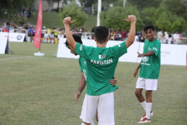 balling on the streets