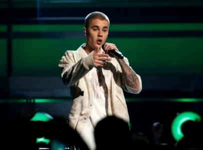 justin bieber reportedly sold 200 million music catalogue due to 2022 financial collapse fears