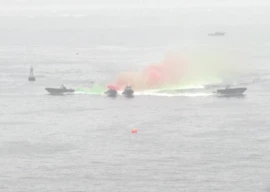 fisherman drowns as boat capsizes off port qasim fisherman drowns as boat capsizes off port qasim