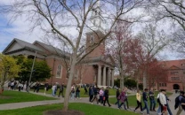 us judge blocks trump s ban on harvard enrolling foreign students