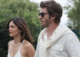 andrew garfield and monica barbaro appear together at wimbledon