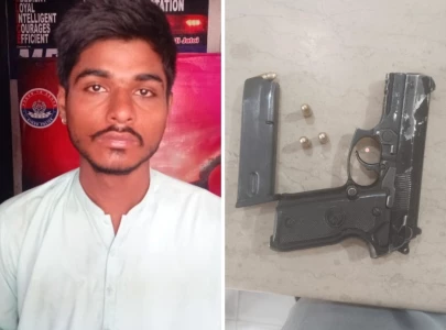 woman killed while filming tiktok video in karachi says police woman killed while filming tiktok video in karachi says police
