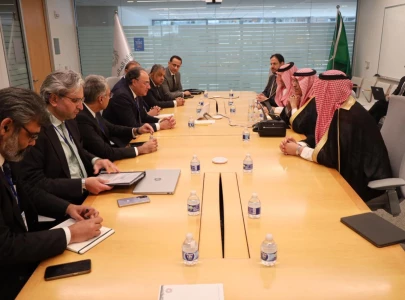 saudi arabia pledges 3b additional support extends 5b deposit finance minister