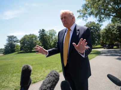 trump says he does not need china s help to end iran war