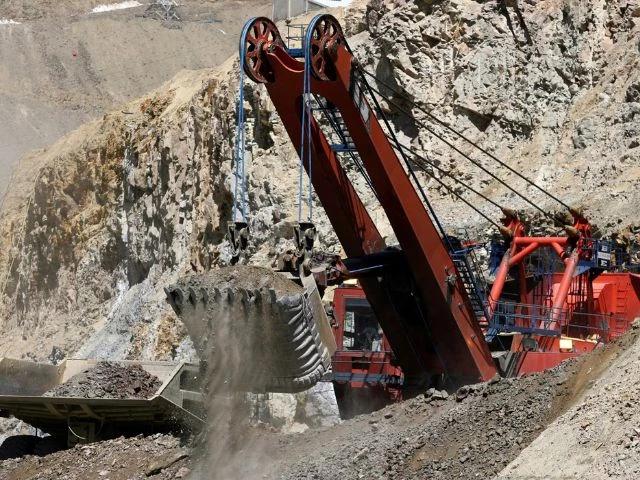 a mining shovel loads a mining truck at the los bronces copper mine photo reuter a mining shovel loads a mining truck at the los bronces copper mine photo reuter