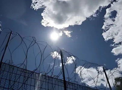 finland finishes 35 km of russia border fence to curb migration finland finishes 35 km of russia border fence to curb migration