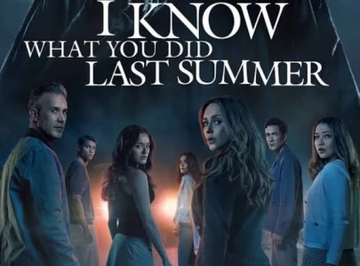 sarah michelle gellar and freddie prinze jr attend new film premiere together