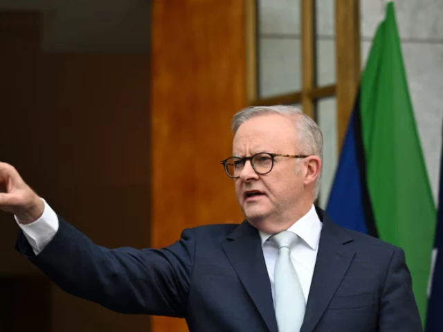 Australia expels Iranian diplomat over 'antisemitic' arson attacks