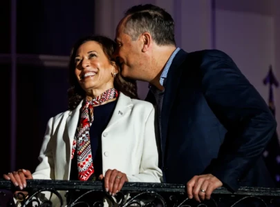 kamala harris and doug emhoff dine at nyc s polo bar ahead of 2025 met gala