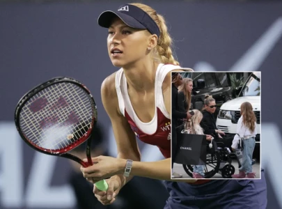 anna kournikova spotted wheelchair bound in first public sighting after two years