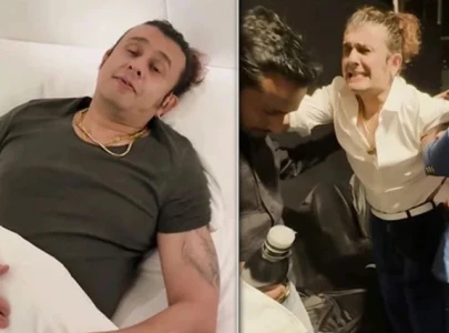 watch sonu nigam shares struggle with intense pain during concert