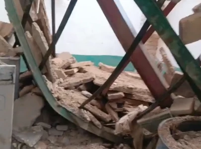 one dead several injured as heavy snow rain disrupt balochistan