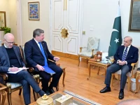 european union s ambassador to pakistan raimundas karoblis calls on prime minister shehbaz sharif photo radio pakistan european union s ambassador to pakistan raimundas karoblis calls on prime minister shehbaz sharif photo radio pakistan