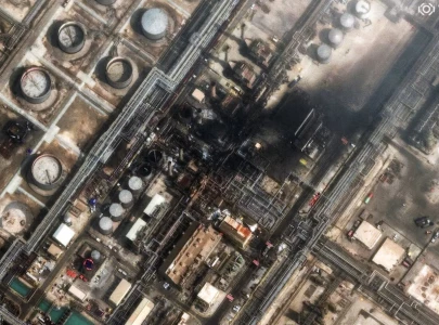 major uae refinery shut as saudi aramco warns war spells catastrophe for oil
