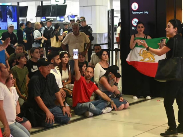 Fifth member of Iran women’s soccer team withdraws asylum claim Fifth member of Iran women’s soccer team withdraws asylum claim