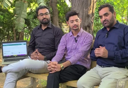 two students who have created a mobile application to help passengers using electric buses in lahore and other cities sitting next to our repporter asif mehmmod photo express two students who have created a mobile application to help passengers using electric buses in lahore and other cities sitting next to our repporter asif mehmmod photo express