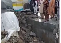 heavy rains have caused flooding on the zhob dera national highway resulting in the road being closed photo express heavy rains have caused flooding on the zhob dera national highway resulting in the road being closed photo express