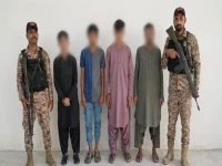pakistan rangers sindh arrest four suspected members of a street crime gang in karachi photo pakistan rangers sindh