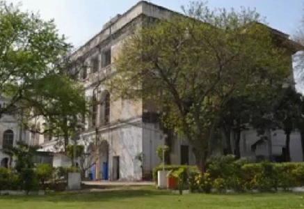 the historic ewing hall in anarkali in lahore photo express the historic ewing hall in anarkali in lahore photo express