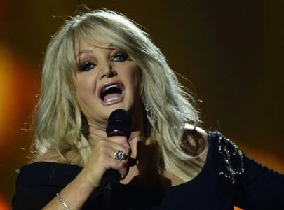 fans line welsh streets as bonnie tyler s coffin is brought home
