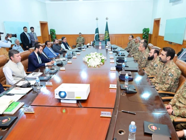 PM Shehbaz arrives in Quetta for high-level security meeting