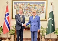 norwegian foreign minister espen barth eide holds bilateral talks with deputy prime minister and foreign minister ishaq dar at the ministry of foreign affairs in islamabad photo x norwegian foreign minister espen barth eide holds bilateral talks with deputy prime minister and foreign minister ishaq dar at the ministry of foreign affairs in islamabad photo x