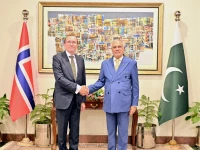 norwegian foreign minister espen barth eide holds bilateral talks with deputy prime minister and foreign minister ishaq dar at the ministry of foreign affairs in islamabad photo x norwegian foreign minister espen barth eide holds bilateral talks with deputy prime minister and foreign minister ishaq dar at the ministry of foreign affairs in islamabad photo x