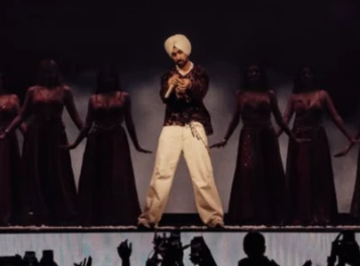 diljit dosanjh brings nusrat fateh ali khan s saanso ki maala to wembley diljit dosanjh brings nusrat fateh ali khan s saanso ki maala to wembley