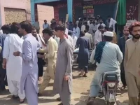 people gather after unidentifed men opened fire on traffic police officers in wazirabad tank district photo express people gather after unidentifed men opened fire on traffic police officers in wazirabad tank district photo express