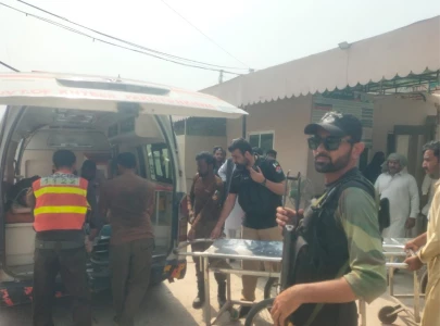 four fbr officials traffic police officer killed in di khan firing