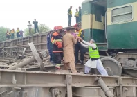 rescue workers evacuate passengers from the derailed rahman baba express near sher shah close to multan after 14 coaches of the karachi to peshawar train went off the tracks on tuesday photo express