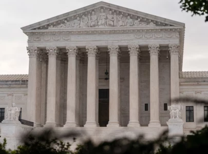 supreme court rejects trump bid to fire fed s cook but expands presidential powers