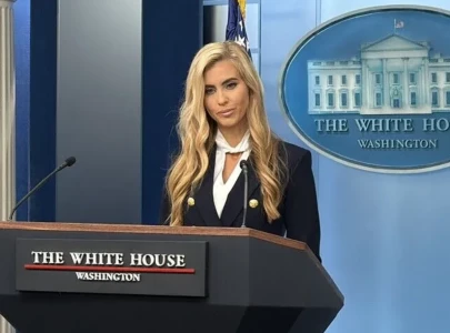white house defends press secretary katie zacharia amid questions over legal credentials