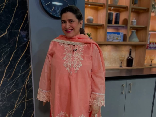 Chef Zarnak Sidhwa reflects on preserving Parsi heritage as community numbers decline   tribune.com.pk