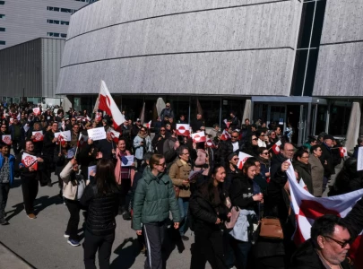 greenlanders demonstrate against trump as us diplomats open new consulate