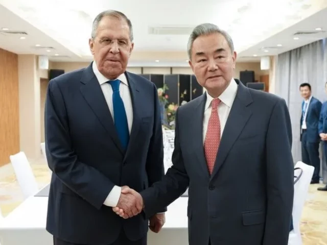 russian foreign minister sergey lavrov and chinese foreign minister wang yi photo anadolu agency russian foreign minister sergey lavrov and chinese foreign minister wang yi photo anadolu agency