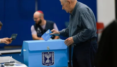 an israeli man votes at a polling station during israel s national election in jerusalem october 27 2026 photo reuters