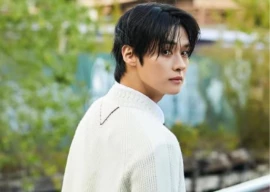 lee know joins fashion house in latest global campaign lee know joins fashion house in latest global campaign