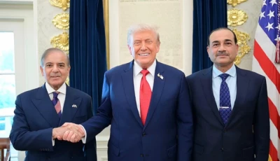 pakistan casts itself as chief peace broker